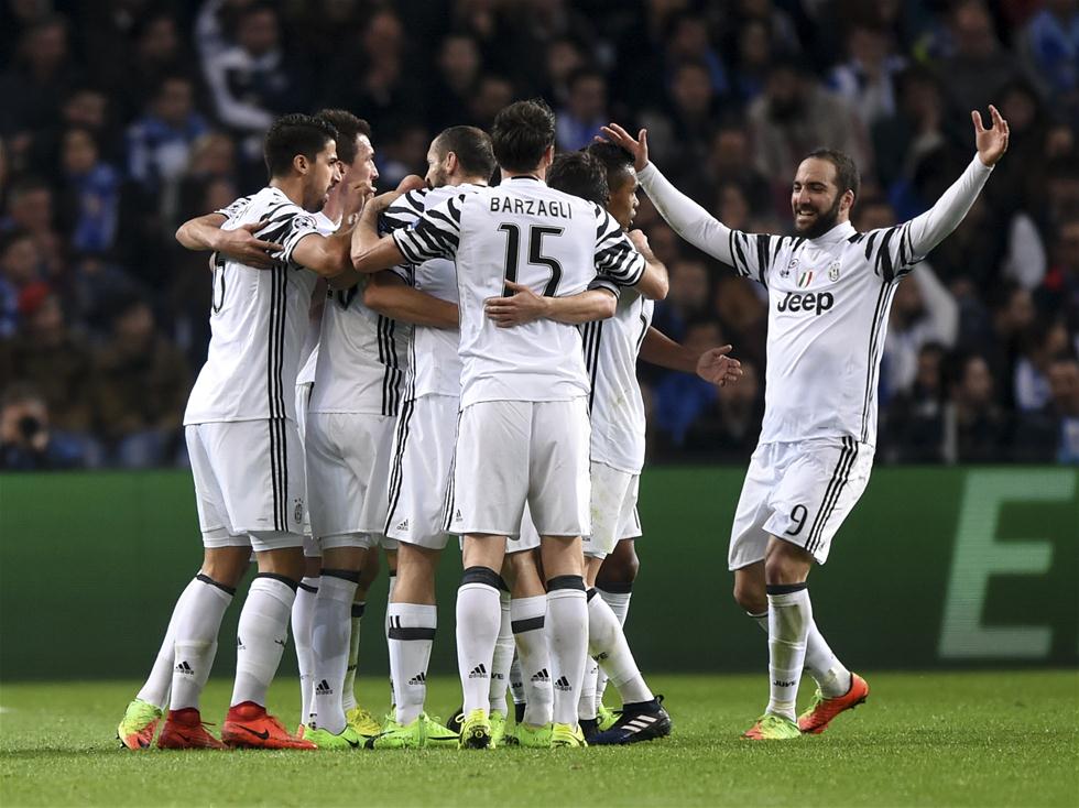 曾引起争议，西安国际足球中心草坪已重新铺设，明年3月达标