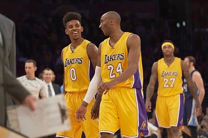 里对弱侧的 里对弱侧的