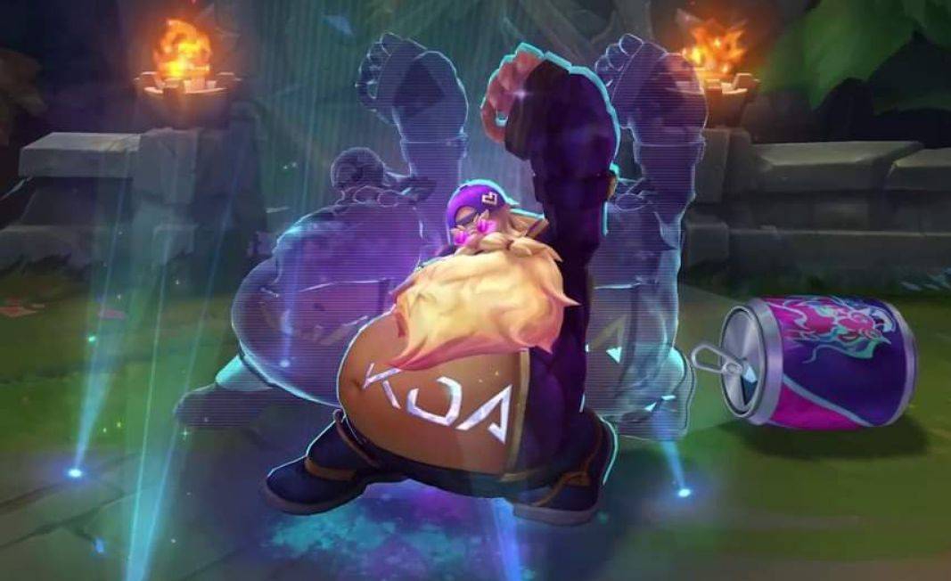 后场三人出 后场三人出